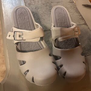 Dr. Scholl's Gray Mules with Buckle Strap